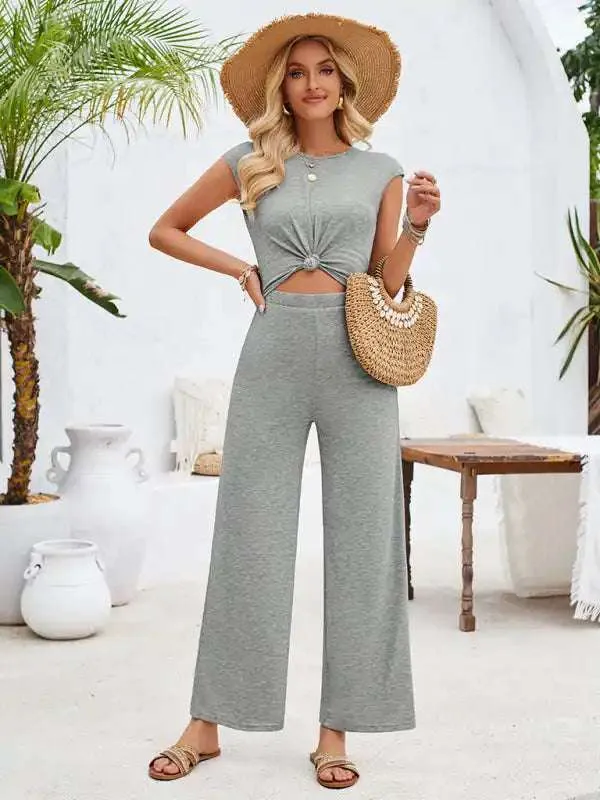 Casual solid color round neck short sleeve knitted women’s jumpsuit