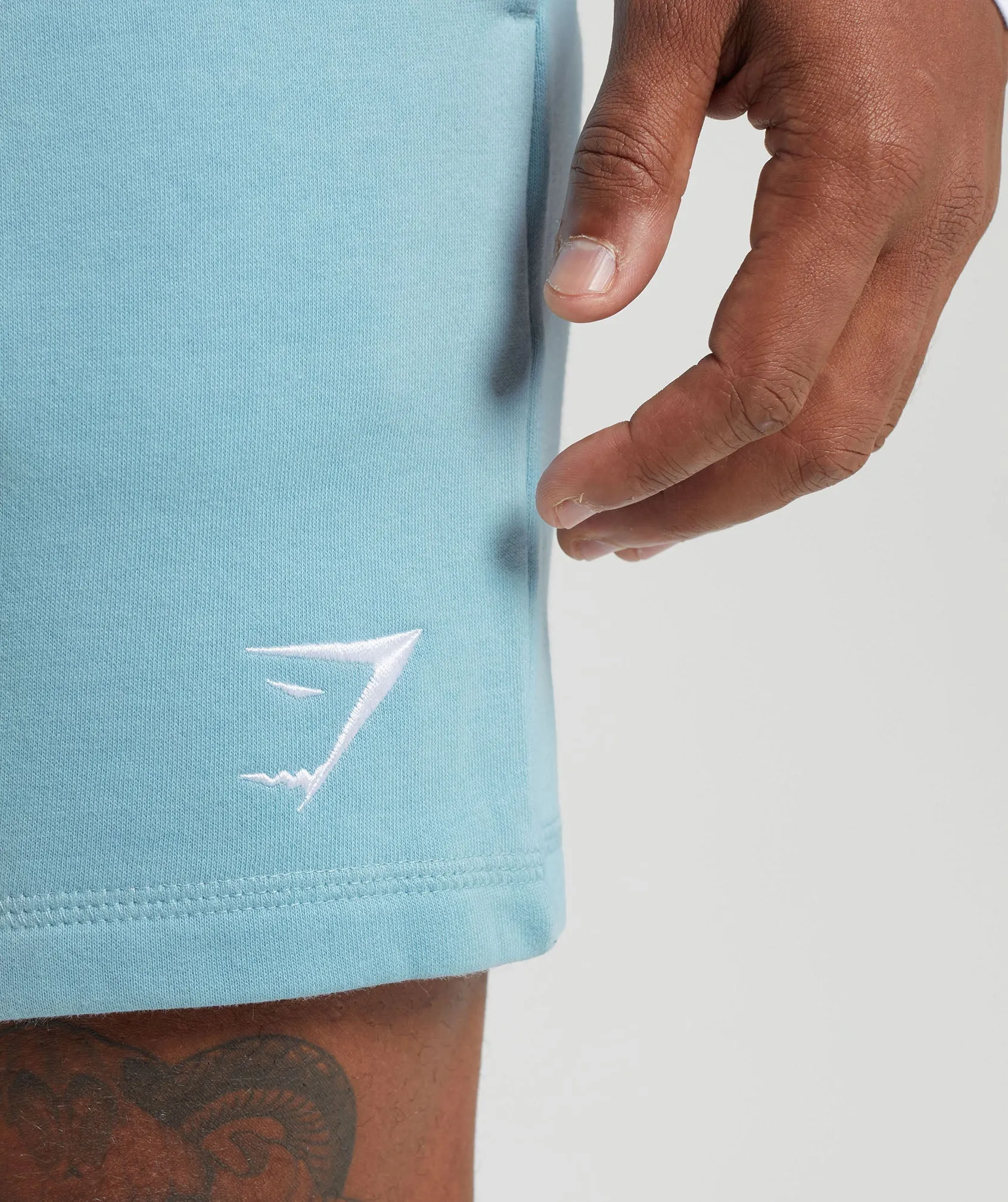 Gymshark Crest 7" Shorts - Iceberg Blue