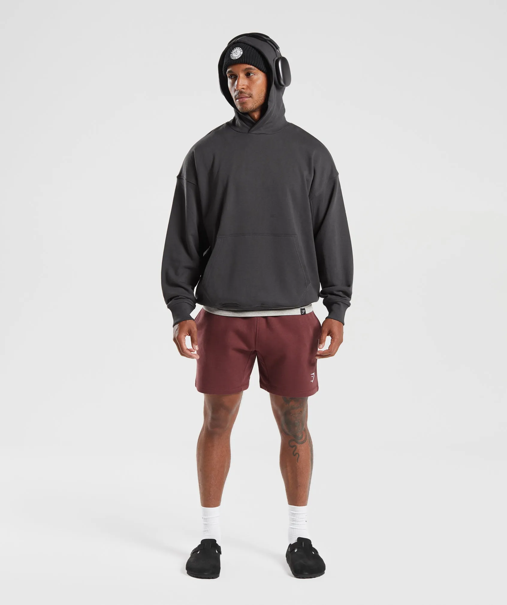 Gymshark Crest 7" Shorts - Washed Burgundy