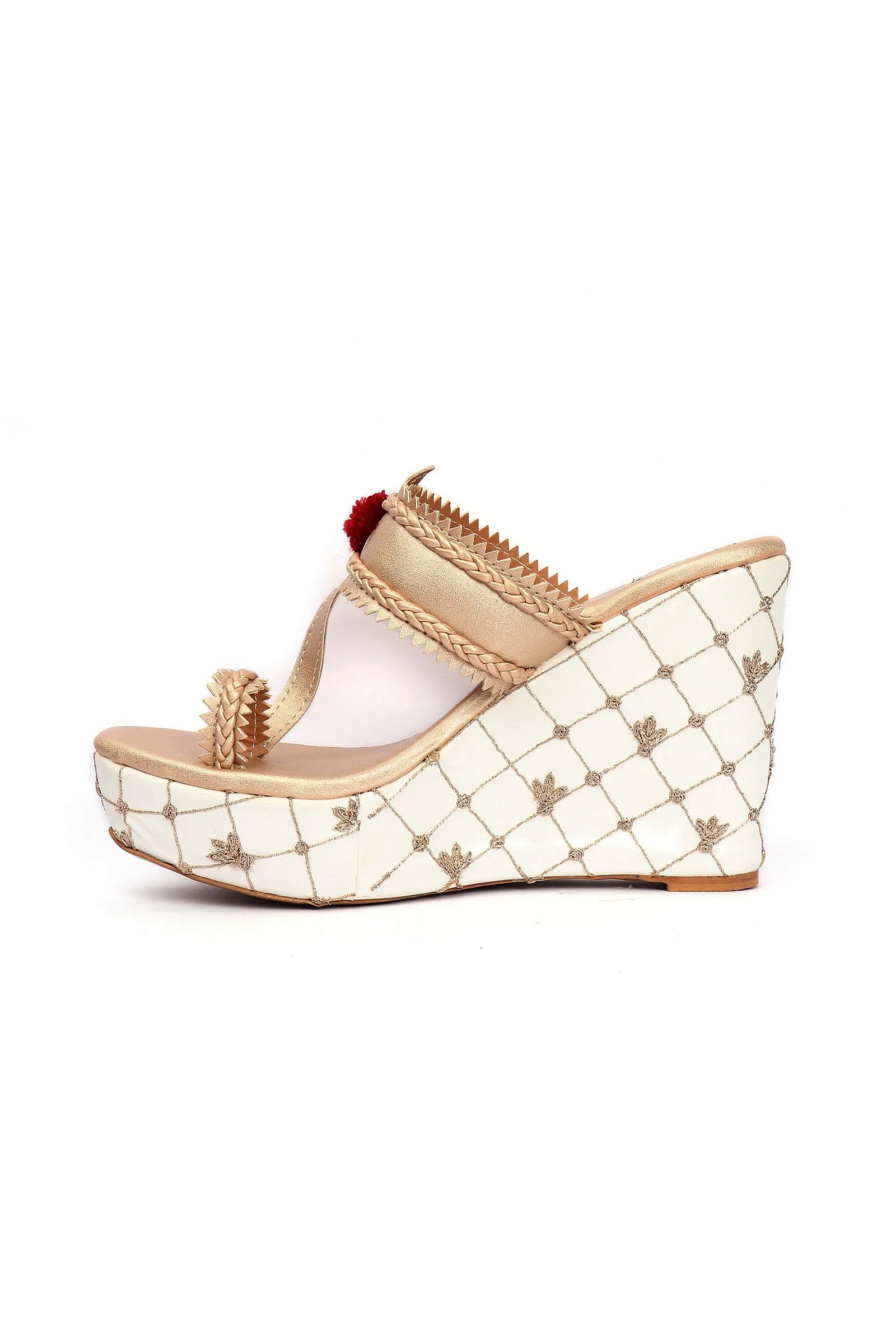 Vainavi Golden fringed Hand Embroidered braided One Toe wedges